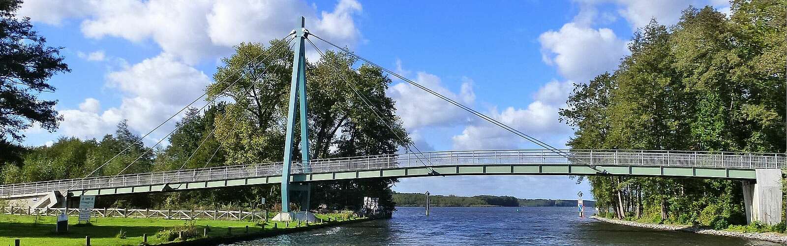 Fahrradbrücke über die Dahme,
            
        
                Foto: Tourismusverband Dahme-Seenland e.V./Dana Klaus